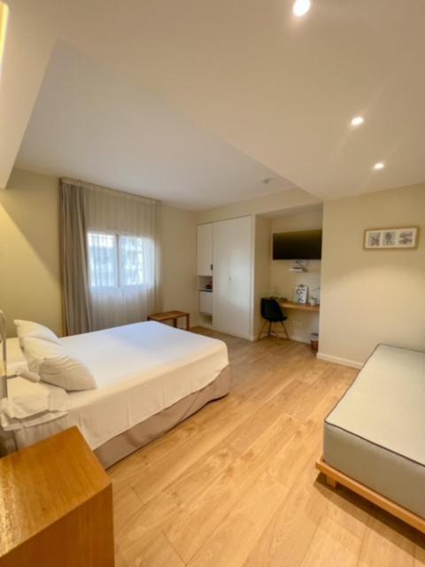 Hotel & Apartaments Thalassa Sport & Spa Roses Exterior foto