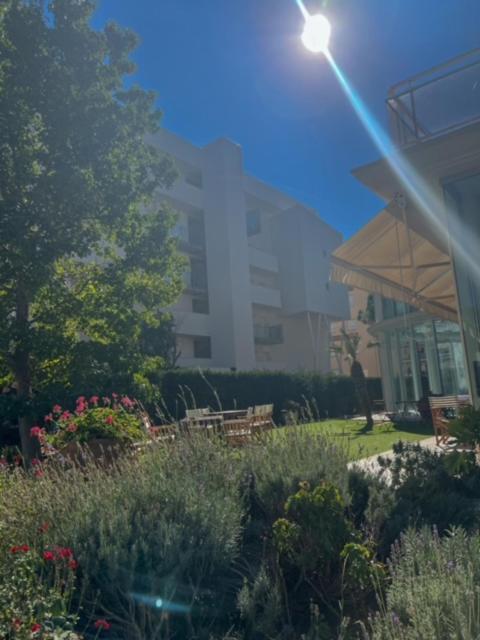 Hotel & Apartaments Thalassa Sport & Spa Roses Exterior foto