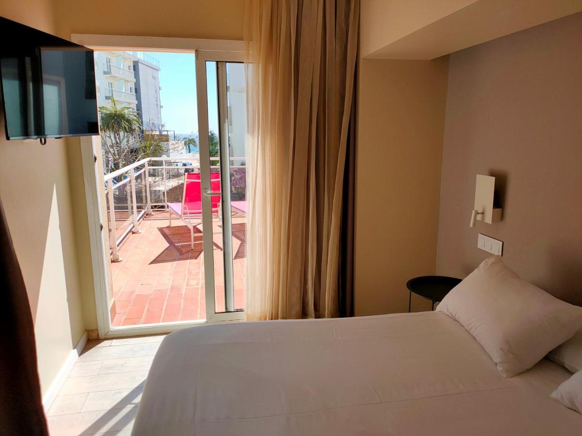 Hotel & Apartaments Thalassa Sport & Spa Roses Exterior foto