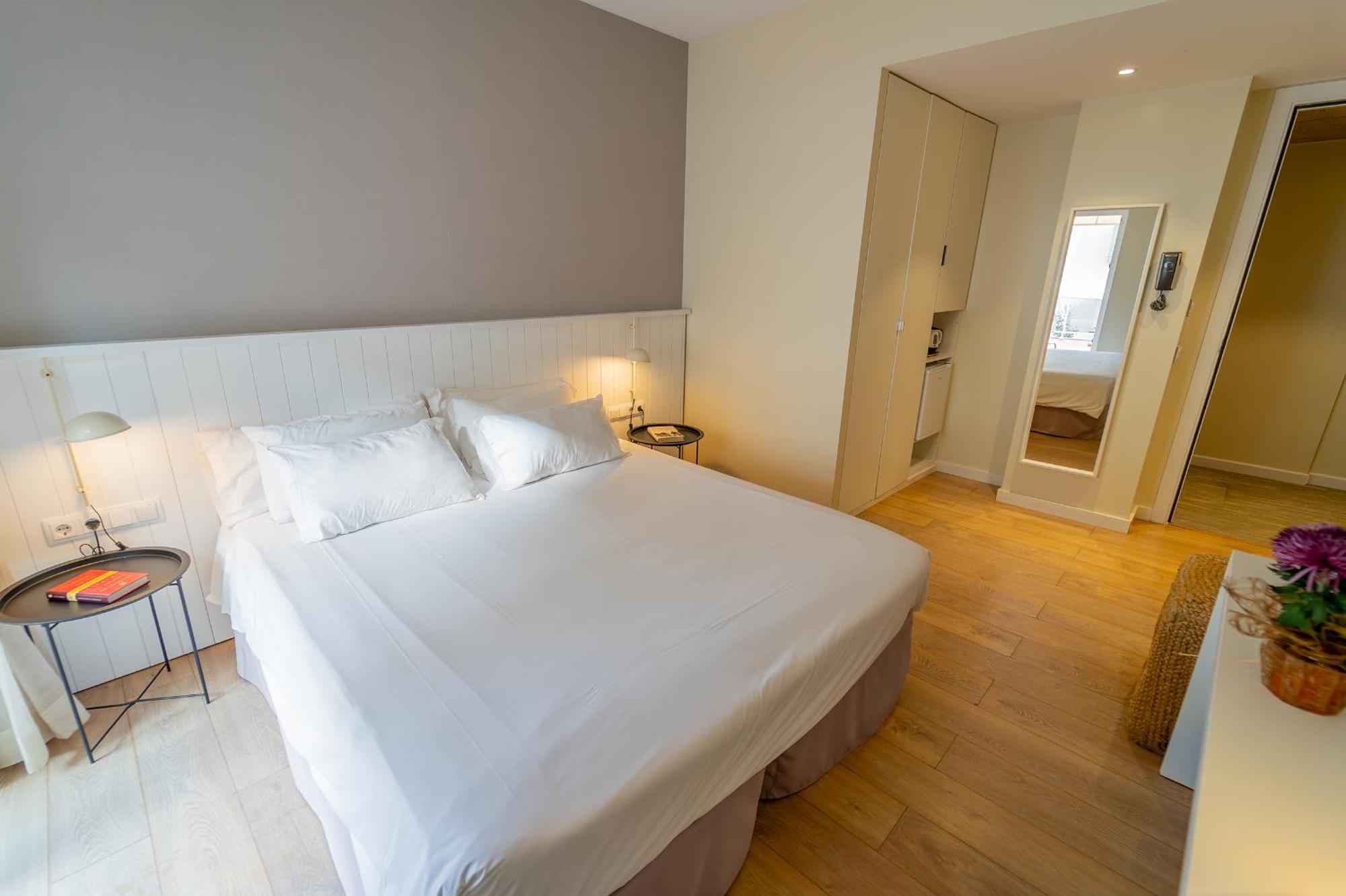 Hotel & Apartaments Thalassa Sport & Spa Roses Exterior foto