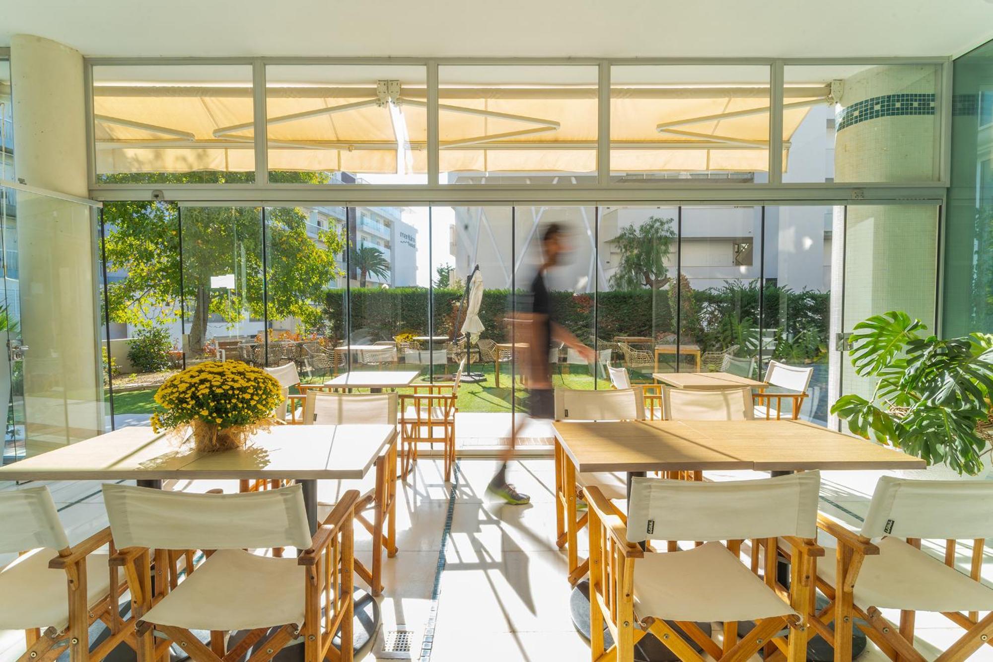 Hotel & Apartaments Thalassa Sport & Spa Roses Exterior foto