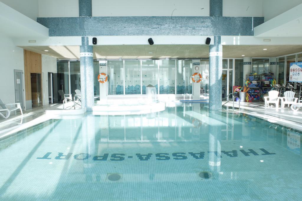 Hotel & Apartaments Thalassa Sport & Spa Roses Exterior foto