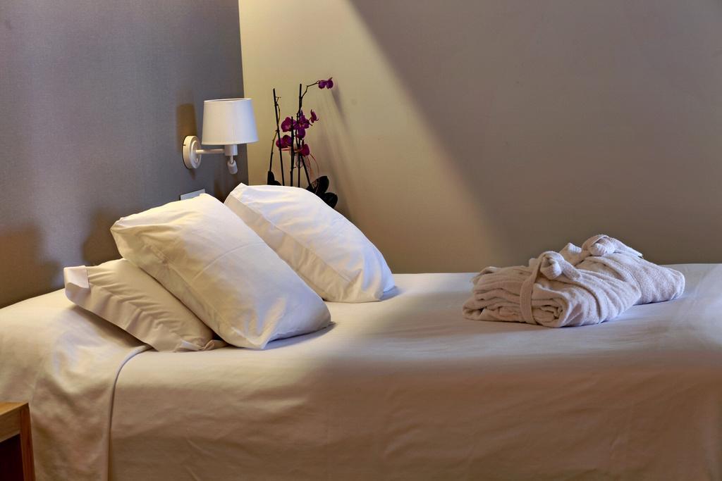 Hotel & Apartaments Thalassa Sport & Spa Roses Exterior foto